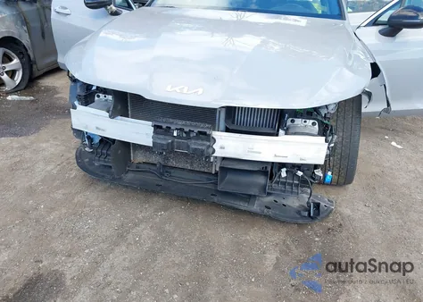 2024 Kia K5 Gt-Line из США, поврежденный, VIN 5XXG64J29RG238560